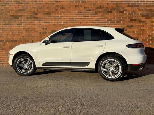 2020 Porsche Macan S