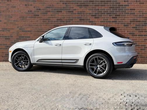 2025 Porsche Macan T