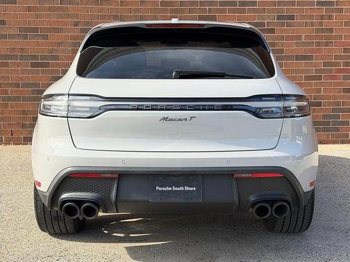 2025 Porsche Macan T