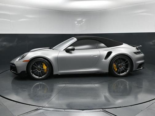 2022 Porsche 911 Turbo S