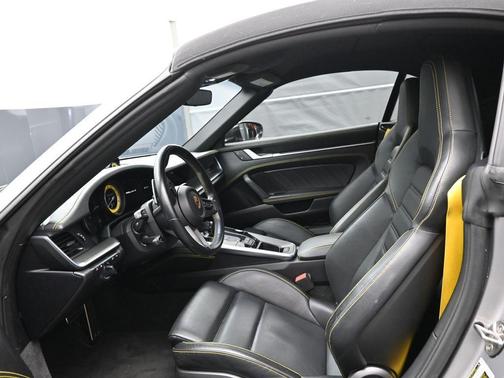 2022 Porsche 911 Turbo S