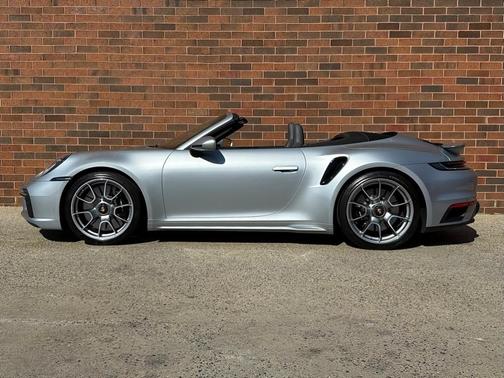 2021 Porsche 911 Turbo S