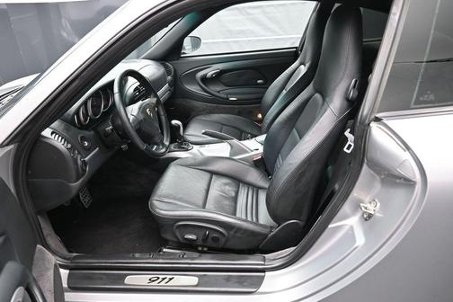 GT Silver Metallic 2004 Porsche 911 Carrera 4S