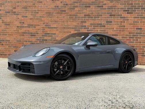 2025 Porsche 911 Carrera