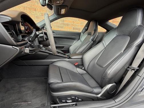 2025 Porsche 911 Carrera S