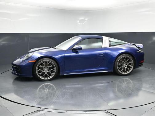 Gentian Blue Metallic 2024 Porsche 911 Targa 4S