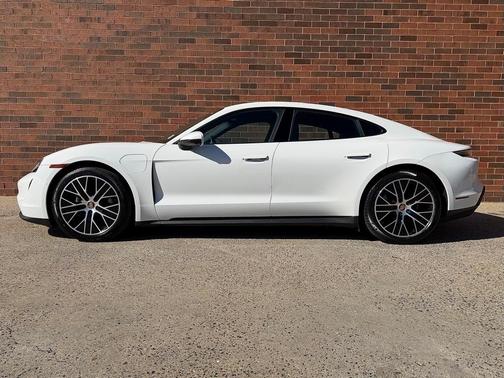 2024 Porsche Taycan Base