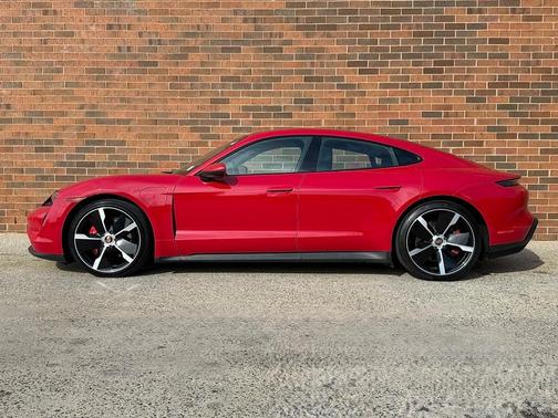 2020 Porsche Taycan 4S