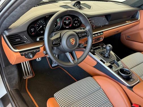 2023 Porsche 911 Sport Classic