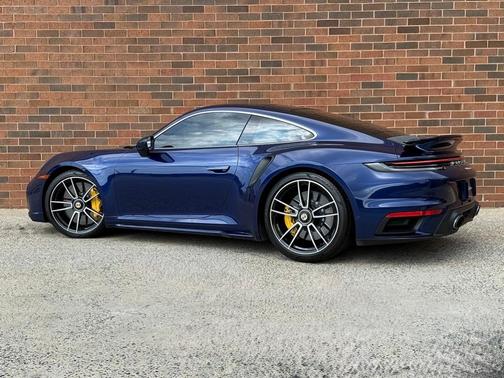 2022 Porsche 911 Turbo S