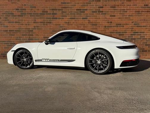2024 Porsche 911 Carrera T
