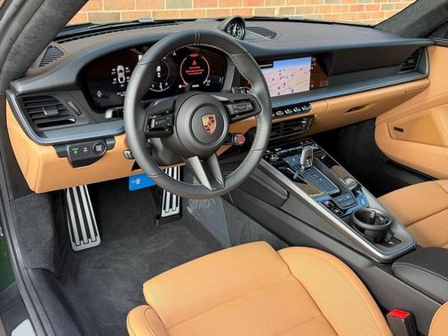 2026 Porsche 911 Carrera