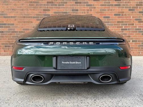 2026 Porsche 911 Carrera