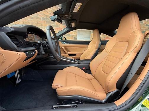 2026 Porsche 911 Carrera