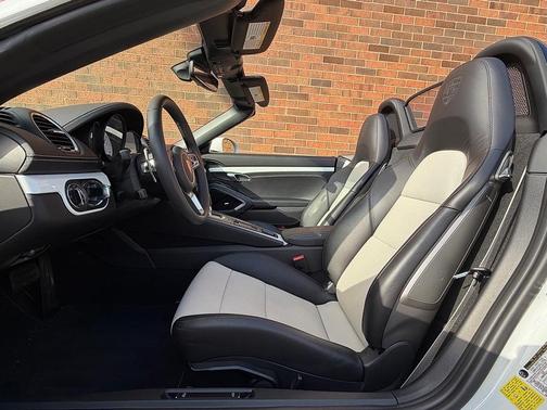 2024 Porsche 718 Boxster STYLE EDITION