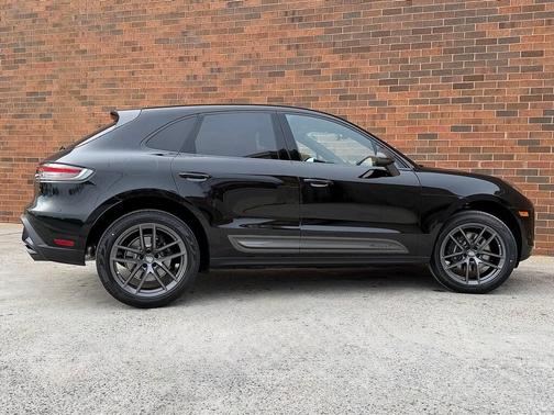 2026 Porsche Macan T