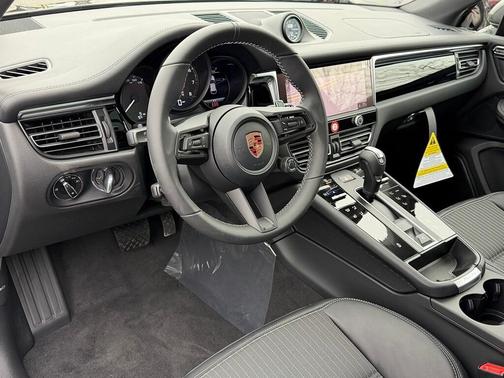 2026 Porsche Macan T