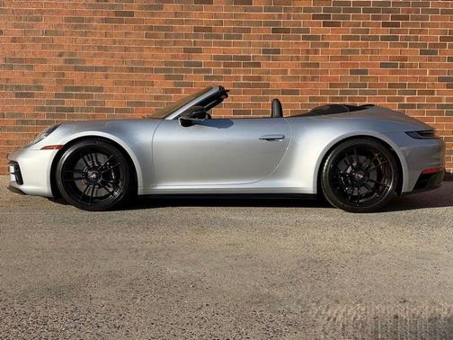 2024 Porsche 911 Carrera GTS