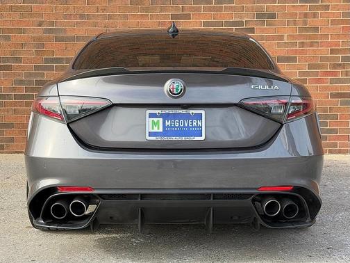 2024 Alfa Romeo Giulia Quadrifoglio