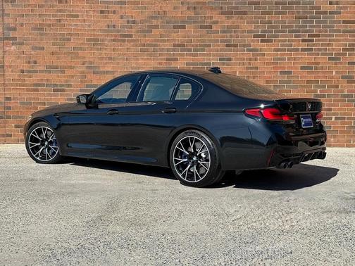 2023 BMW M5 Base