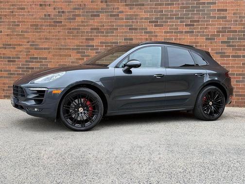 Gray 2018 Porsche Macan GTS