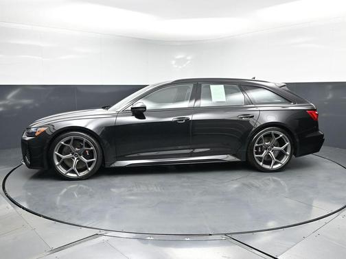 Mythos Black Metallic 2026 Audi RS 6 Avant 4.0T