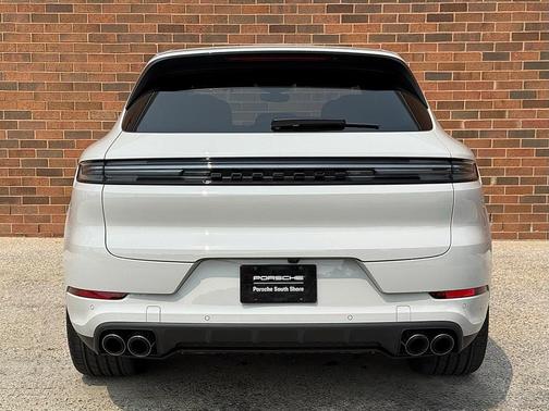 2025 Porsche Cayenne S