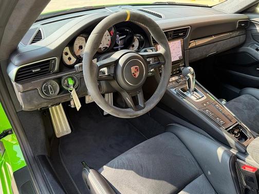 2019 Porsche 911 GT3 RS
