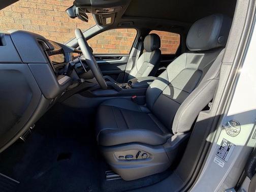 2026 Porsche Cayenne S