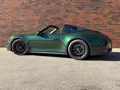 2026 Porsche 911 Targa 4 GTS