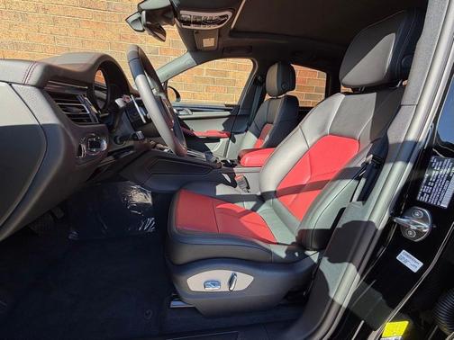 Black 2026 Porsche Macan Base