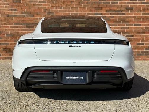 2024 Porsche Taycan Base