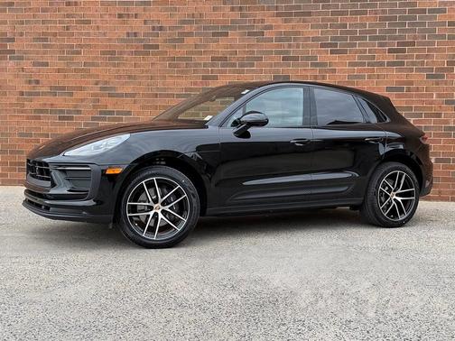 2026 Porsche Macan Base