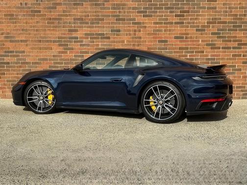 2021 Porsche 911 Turbo S