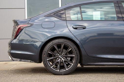 Deep 2025 Cadillac CT5-V V-Series