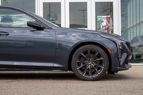 Deep 2025 Cadillac CT5-V V-Series