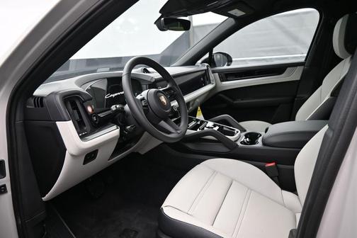 Chalk 2026 Porsche Cayenne Base