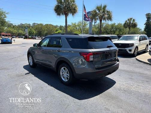 Carbonized Gray Metallic 2026 Ford Explorer Active