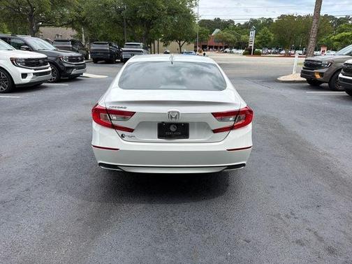 Platinum White 2019 Honda Accord EX-L