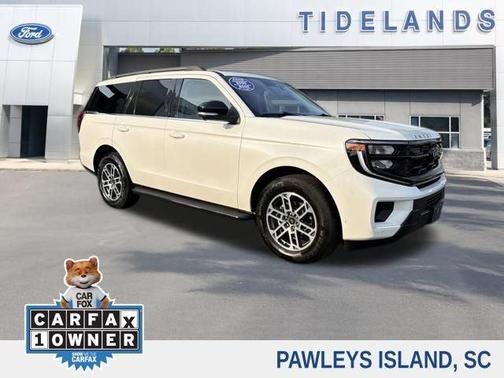 Star White 2025 Ford Expedition Active