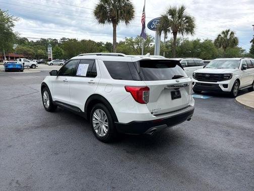 White Metallic 2020 Ford Explorer Limited