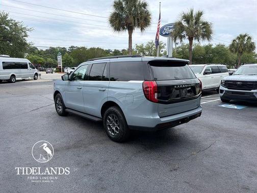 Glacier Gray Metallic 2025 Ford Expedition Active