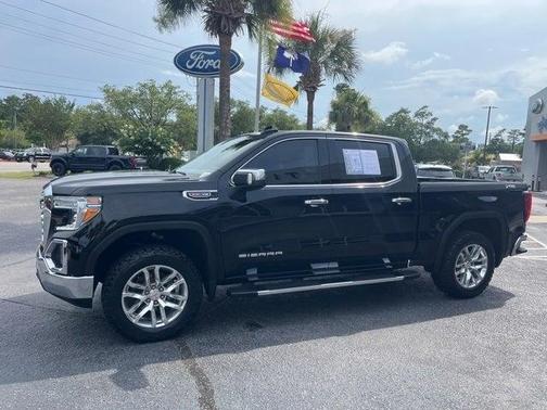 2021 GMC Sierra 1500 SLT