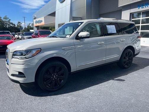 2022 Lincoln Navigator Reserve