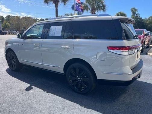 2022 Lincoln Navigator Reserve