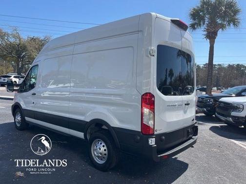 2025 Ford Transit-350 Base