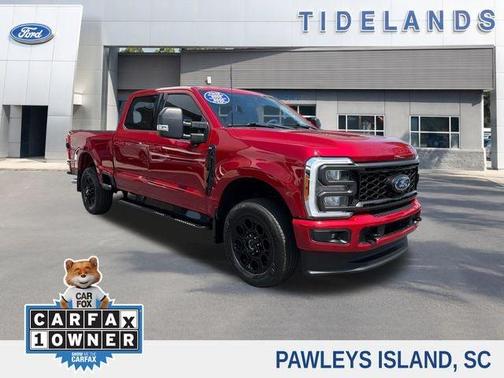 Rapid Red Metallic Tinted Clearcoat 2023 Ford F-250 XLT