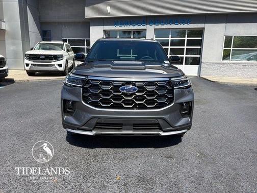 Carbonized Gray Metallic 2026 Ford Explorer Platinum