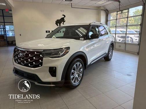 Star White 2026 Ford Explorer Platinum