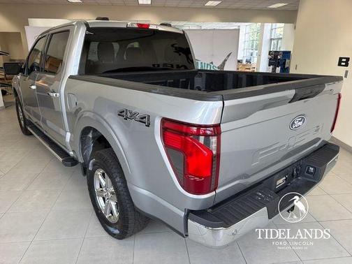 Iconic Silver Metallic 2025 Ford F-150 XLT